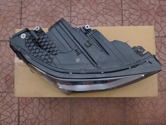 Audi Q8 E-Tron LED matrix originál pravé světlo 4KE941036D - 5