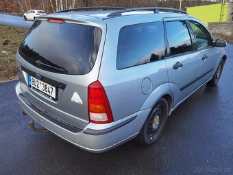 Ford focus 1.6 - 5