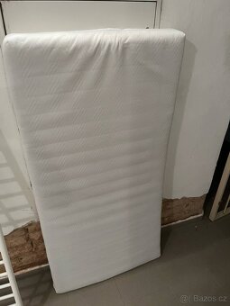 Dětská postel + matrace + prostěradla + povlečení - 5