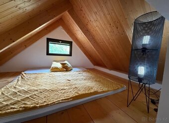 Prodám chatu v Karlových Varech - 5