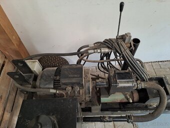 Štípačka dříví - 5