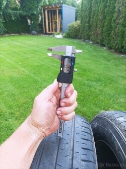 Letní pneu 215/70r15c - 5