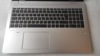 HP Probook 650 G5 15,6" i3-8145u, 16GB, 512GB SSD, W11 prof - 5