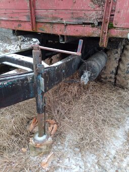 Sklápěcí přívěs za traktor. - 5