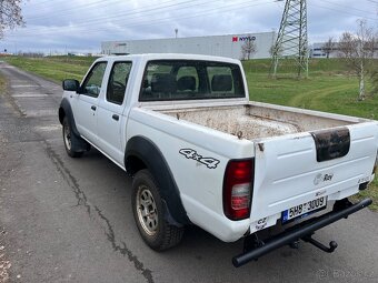 Navara D22 4x4 offroad - 5
