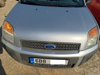 Ford Fusion - 5