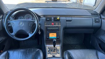 Mercedes Benz W210 320 CDI Avantgarde - 5