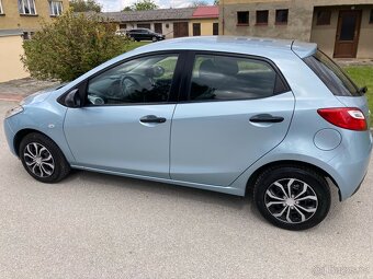 Mazda 2 1.3 i 55 kw Rv.12/2010,klima,bez koroze. - 5