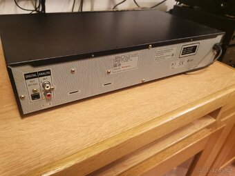 CD Sony CDP XE270 - 5