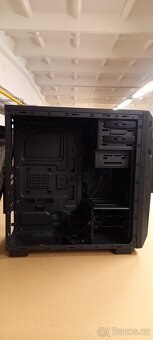 Prodám PC Case - 5