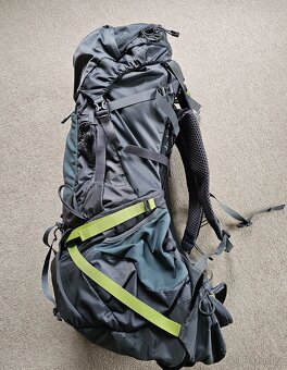 Prodám batoh Osprey Atmos AG 65 II. Abbys Grey, velikost M - 5