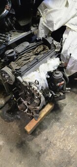 Motor 2.0 tdi 125 kW škoda superb 2 kód cbbb - 5