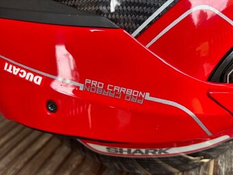 Shark Evoline Series 3 Pro Carbon - 5