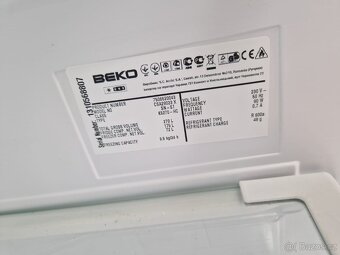 Lednice s mrazákem Beko stříbrná - 5