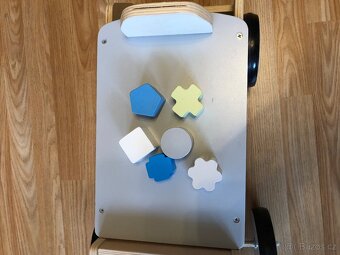 Dřevěné autíčko odrážedlo - 5