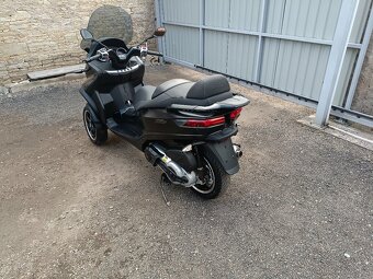 Piaggio mp3 500 ABS,ASR cz doklady v ceně černá 3 - 5