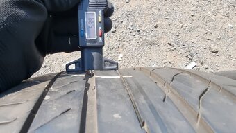 Letní pneumatiky 255/35/19 Continental Run Flat - 5
