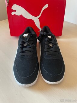 Puma tenisky velikost je 37,5 - 5