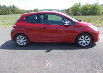 Peugeot 208 1,4HDI koup nové ČR ,113 000km nafta manuál - 5