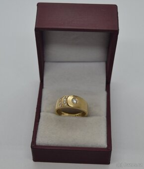 Zlatý prsten s brilianty 0.24 CT - 5