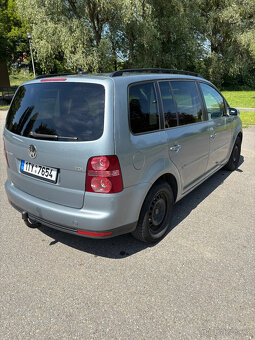 Volkswagen Touran 1,9 TDi - 5