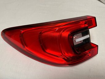 Renault Kadjar - levé zadní světlo - 5