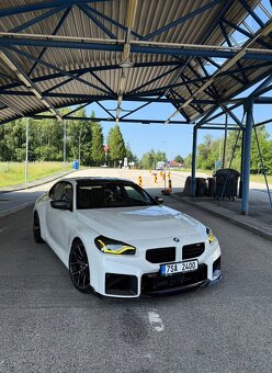 BMW M2 G87 8AT Track ČR DPH Full Carbon Sedačky Záruka - 5