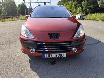 Peugeot 307 kombi 1,6 benzín - 5