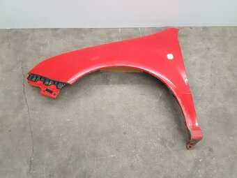 Přední blatníky Fabia I, červené 8180 + kapota - 5