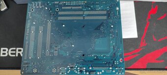 Gigabite GA-G31M-ES2L - 5