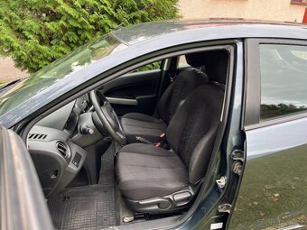 MAZDA 2 1.4i - 5