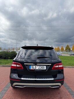 Mercedes-Benz ML 350 CDI 4Matic, 190 kW, výborný stav - 5
