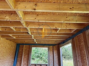 Prodej stavebního pozemku o výměře 800 m² s rozestavěnou sta - 5