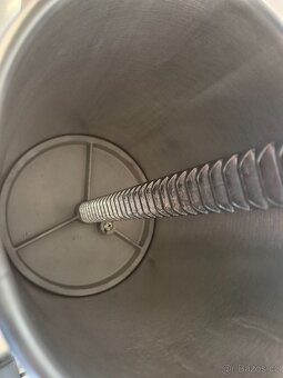 ELEKTRICKÁ PLNIČKA KLOBÁS 10 L dělo silná - 5