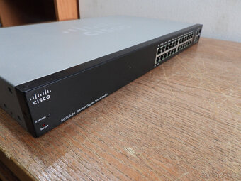1U switch Cisco SG200-26 gigabit 2x Combo SFP 10/100/1000Mbp - 5