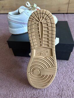 Nike - Air Jordan 1 Low - 5