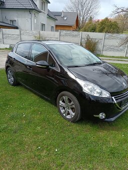 Peugeot 208 allure max.vybava - 5