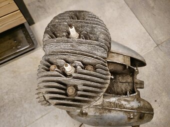 Motor jawa 354 - 5