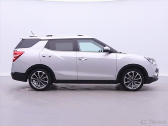 SsangYong Tivoli 1,6 i Grand Clever Navi Tažné (2018) - 5