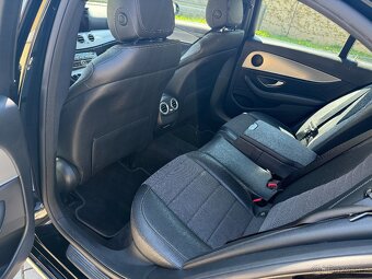 Mercedes-Benz E 220d W213 – 1. majitel, servis Mercedes - 5