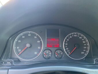 Volkswagen Golf Plus 1.6 FSi - 5