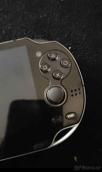 PlayStation Vita - 5