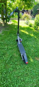 Elektrická koloběžka Xiaomi Scooter 4 Ultra - 5