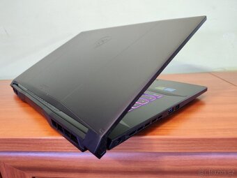 Nepoužitá 17" Katana,RTX-4060-8gb Mux,i7-13th,DDR5, M.2 1TB - 5