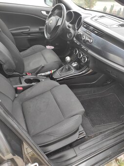 Alfa Romeo Giulietta - 5