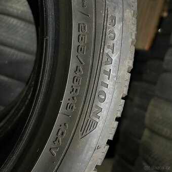 Zimní pneu 255/45 R19 104V Dunlop 7mm - 5