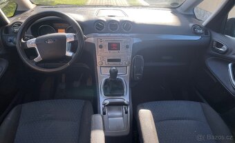 Ford Galaxy - 5