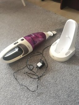 AKU VYSAVAČ ZN. ETA 220 V. S NABÍJEČKOU - 5