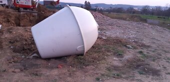 Retenční nádrž 4 m3 SAMONOSNÁ Nová - 5