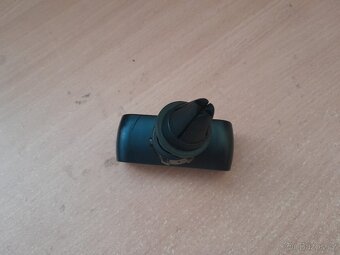 NOVÝ DRŽÁK NA TELEFON DO AUTA  IHNED K PRODEJI - 5